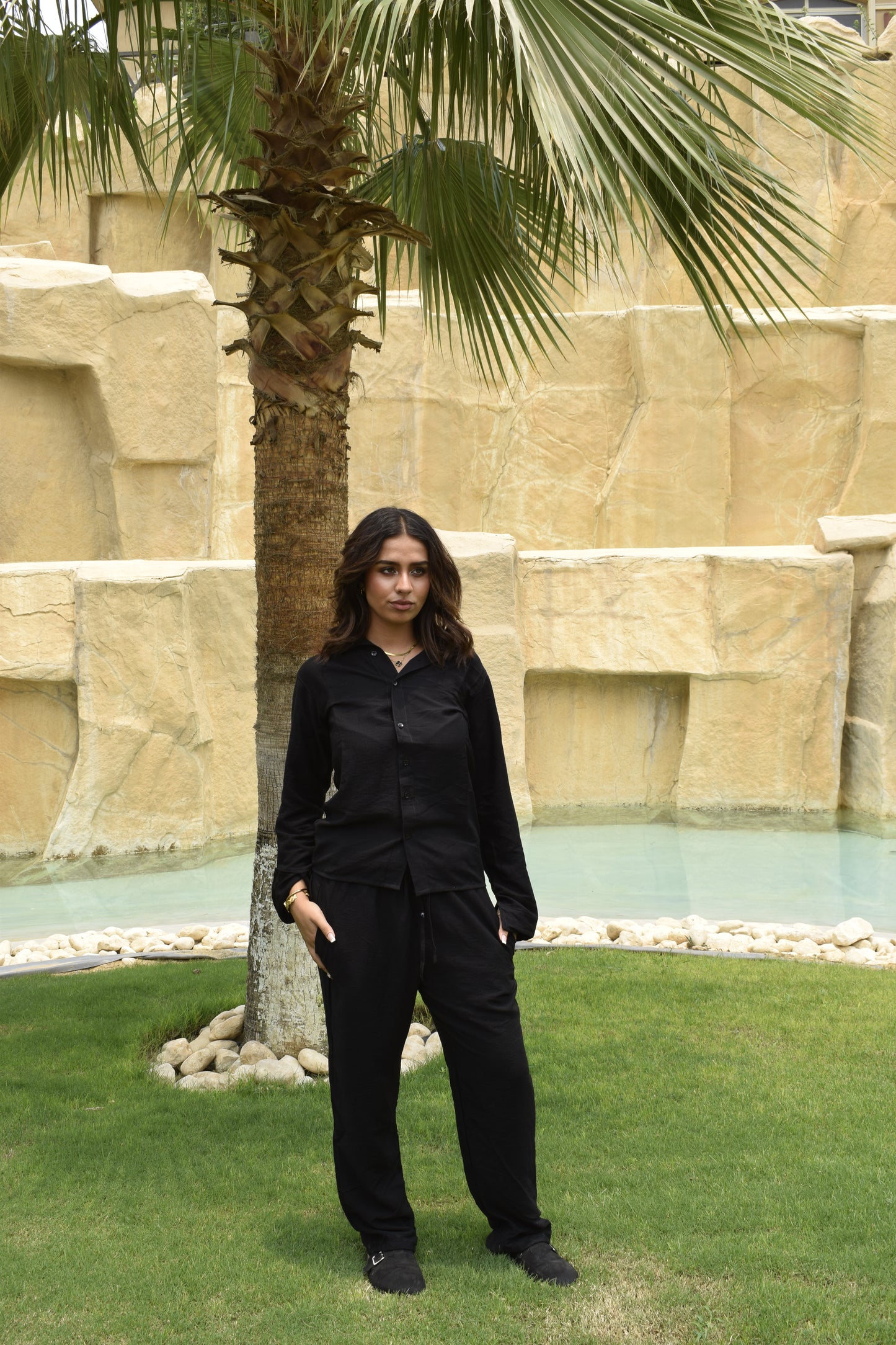 BLACK LINEN CHEMISE - LONG SLEEVE